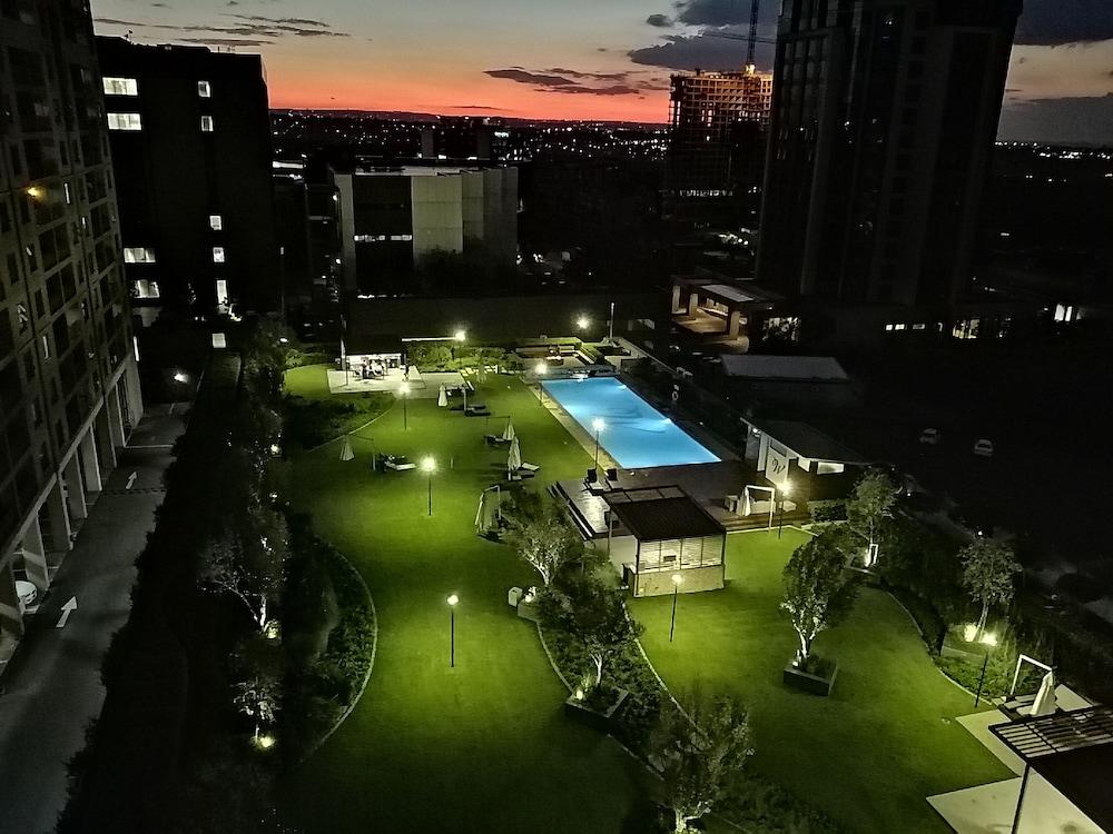 Westay Westpoint Apartments Сэндтон Экстерьер фото